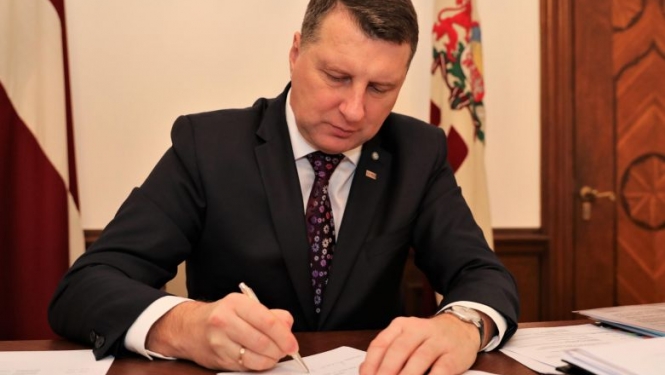 Valsts prezidents apžēlo Ilmāru Poikānu