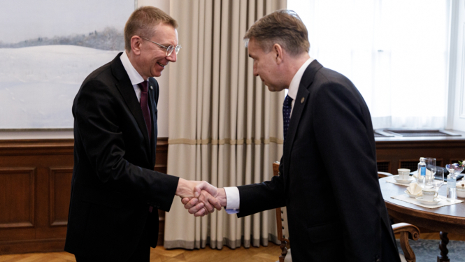 03.11.2023. Valsts prezidenta Edgara Rinkēviča tikšanās ar labklājības ministru Uldi Auguli