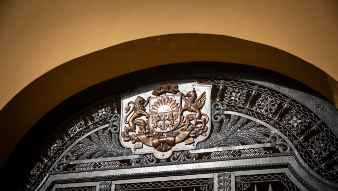 Par Valsts prezidenta sasaukto Nacionālās drošības padomes sēdi