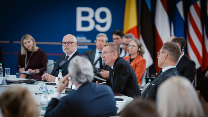 Valsts prezidenta Edgara Rinkēviča dalība NATO Austrumu flanga valstu (B9) un Ziemeļvalstu samitā