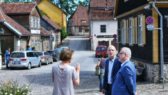 Valsts prezidents atbalsta Kuldīgas ieceri iesniegt pieteikumu UNESCO pasaules mantojuma sarakstam