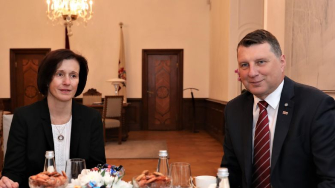 Valsts prezidents: efektīvai ēnu ekonomikas apkarošanai izšķiroša kontrolējošo iestāžu un nozaru sadarbība