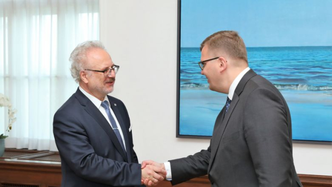 Rīgas pilī pārrunā administratīvi teritoriālo reformu un Latvijas ieguldījumu klimata pārmaiņu jautājumos
