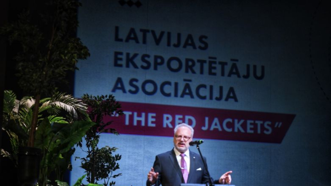 Valsts prezidenta Egila Levita uzruna Latvijas eksportējošo uzņēmumu apbalvošanas ceremonijā “The Red Jackets” Valmieras Drāmas teātrī