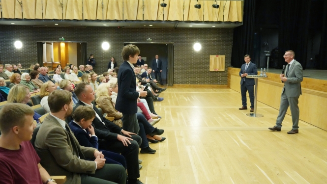 01.06.2026. Valsts prezidents Edgars Rinkēvičs tiekas ar Cēsu novada iedzīvotājiem koncertzālē “Cēsis” 