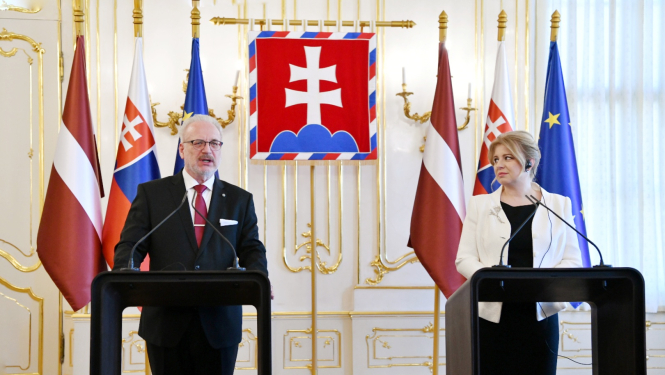 Valsts prezidenta Egila Levita oficiālā vizīte Slovākijā. Preses konference pēc tikšanās ar Slovākijas prezidenti. 