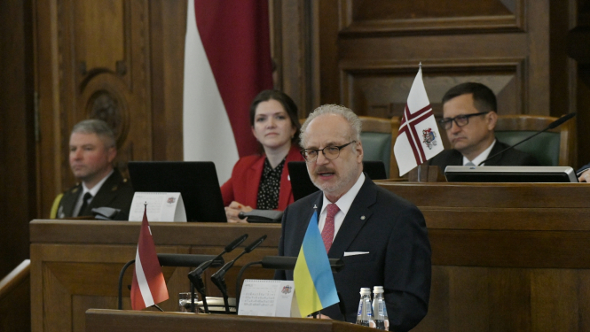 27.04.2023. Valsts prezidents Egils Levits no tribīnes Saeimā uzrunā deputātus Latgales kongresa dienā. 