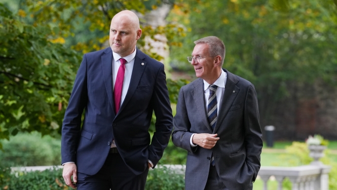 FOTO/VIDEO: Valsts prezidenta Edgara Rinkēviča un Ministru prezidenta Andra Kulberga tikšanās un preses konference