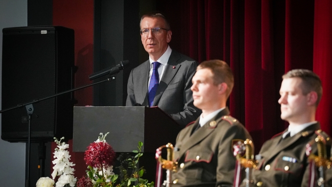 19.06.2026. Valsts prezidenta Edgara Rinkēviča dalība Latvijas Nacionālās aizsardzības akadēmijas jauno virsnieku izlaiduma ceremonijā