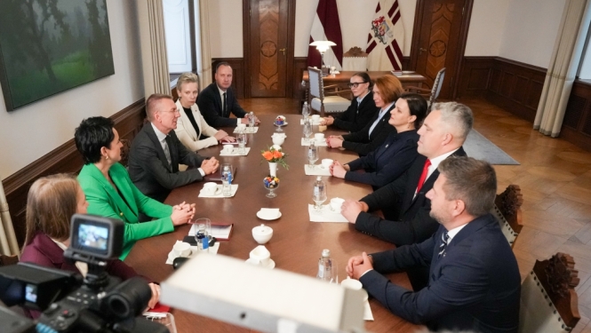 Valsts prezidents tiekas ar partiju apvienības “Suverēnā vara/Apvienība Jaunlatvieši” pārstāvjiem 
