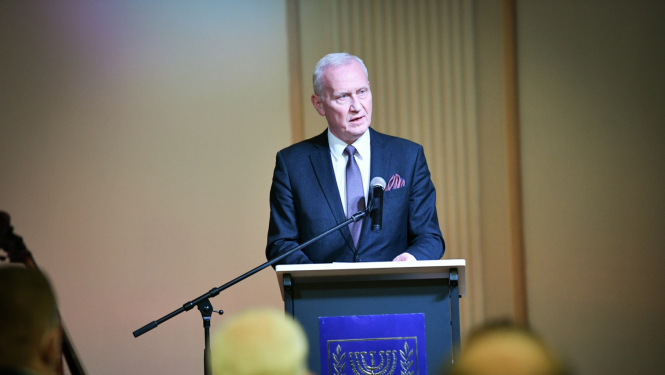 Andris Teikmanis
