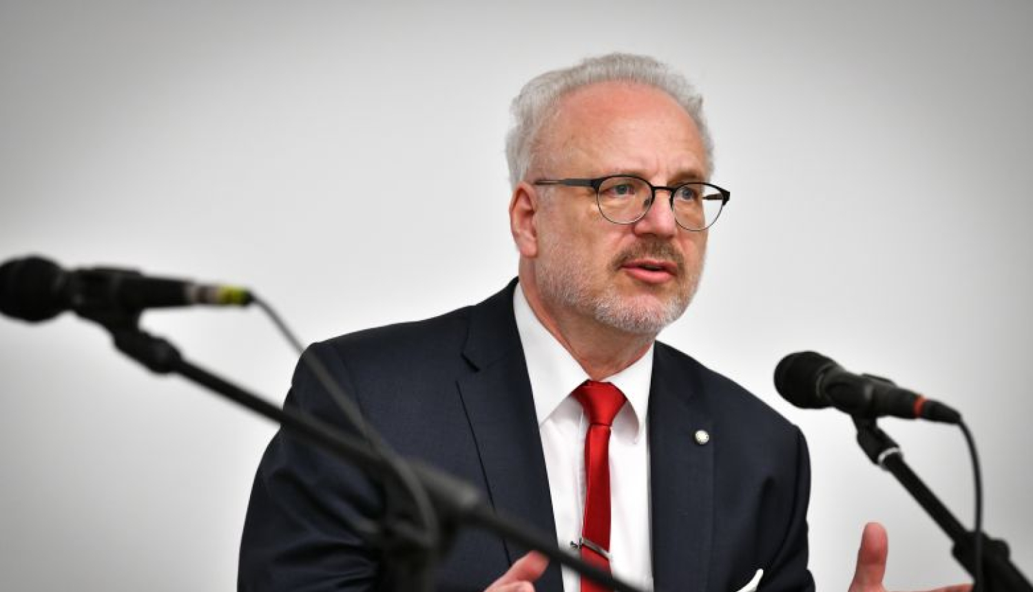 Valsts prezidents aicina uz diskusiju Rīgas pilī “Tēmturis − valsts valoda”