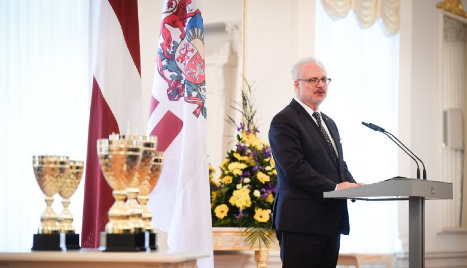 Valsts prezidenta Egila Levita uzruna Valsts prezidenta kausu pasniegšanā vieglatlētikas sacensību uzvarētājiem