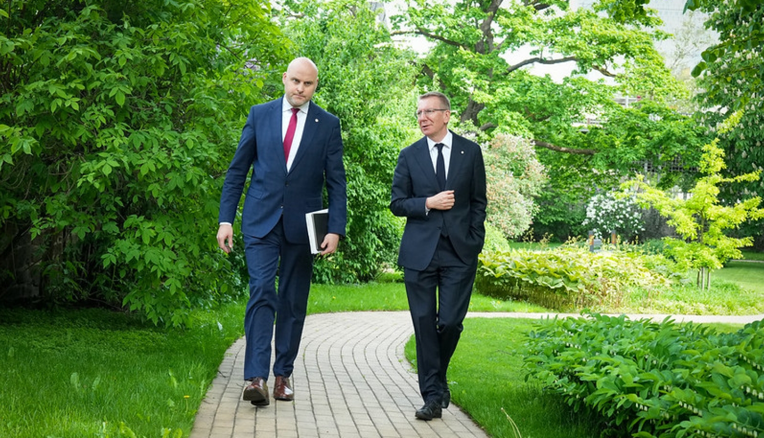 Valsts prezidenta Edgara Rinkēviča un Ministru prezidenta amata kandidāta Andra Kulberga tikšanās un kopīga preses konference