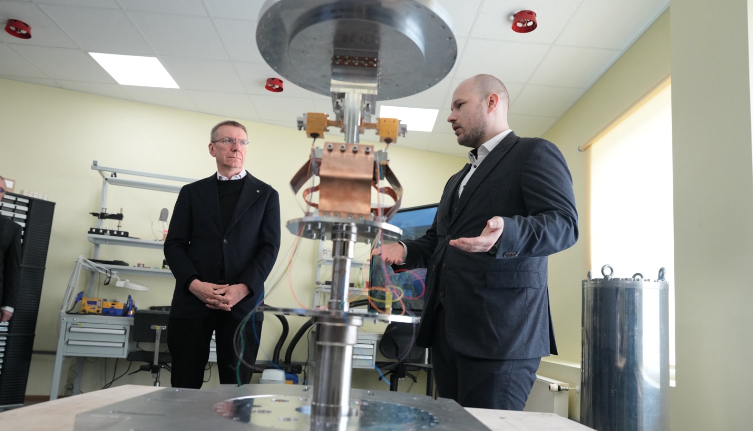 17.04.2026. Valsts prezidents Edgars Rinkēvičs apmeklē Ventspils Starptautisko radioastronomijas centru