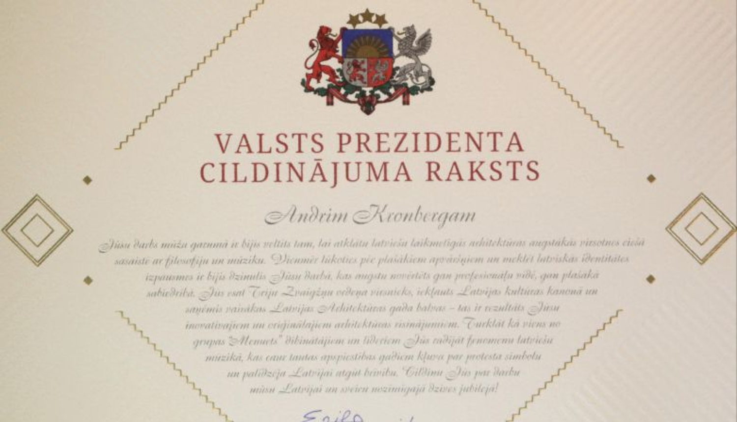 Valsts prezidents piešķir Cildinājuma rakstu arhitektam Andrim Kronbergam