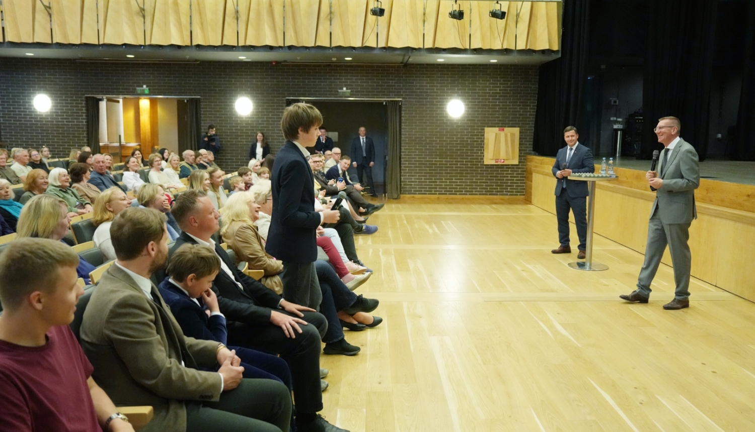 01.06.2026. Valsts prezidents Edgars Rinkēvičs tiekas ar Cēsu novada iedzīvotājiem koncertzālē “Cēsis” 
