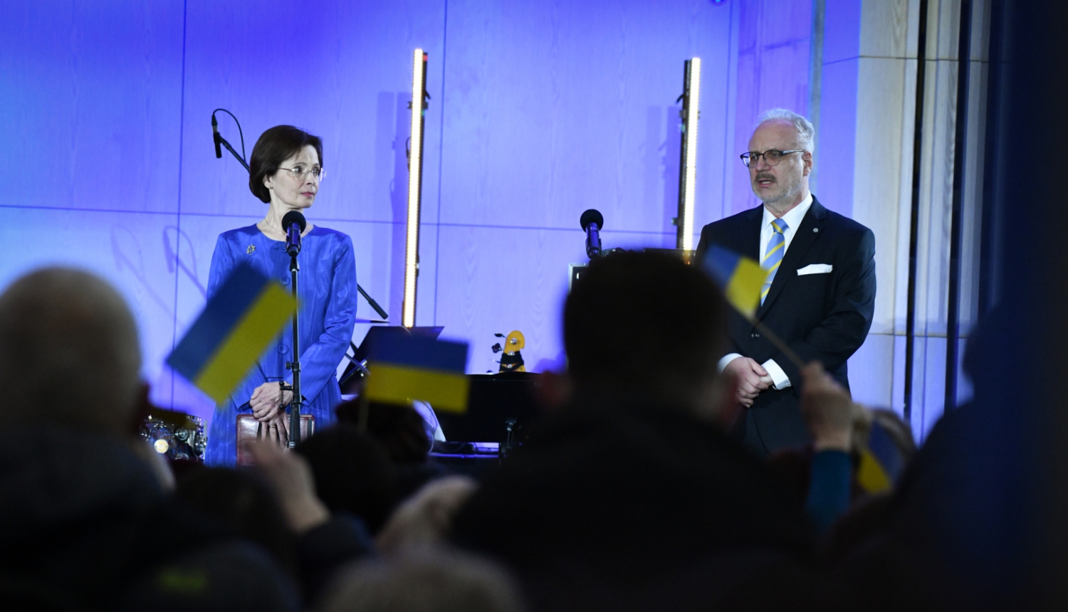Andra Levite un Egils Levits atbalsta koncertā ukraiņu ģimenēm ar bērniem "Palīdzi celties!"