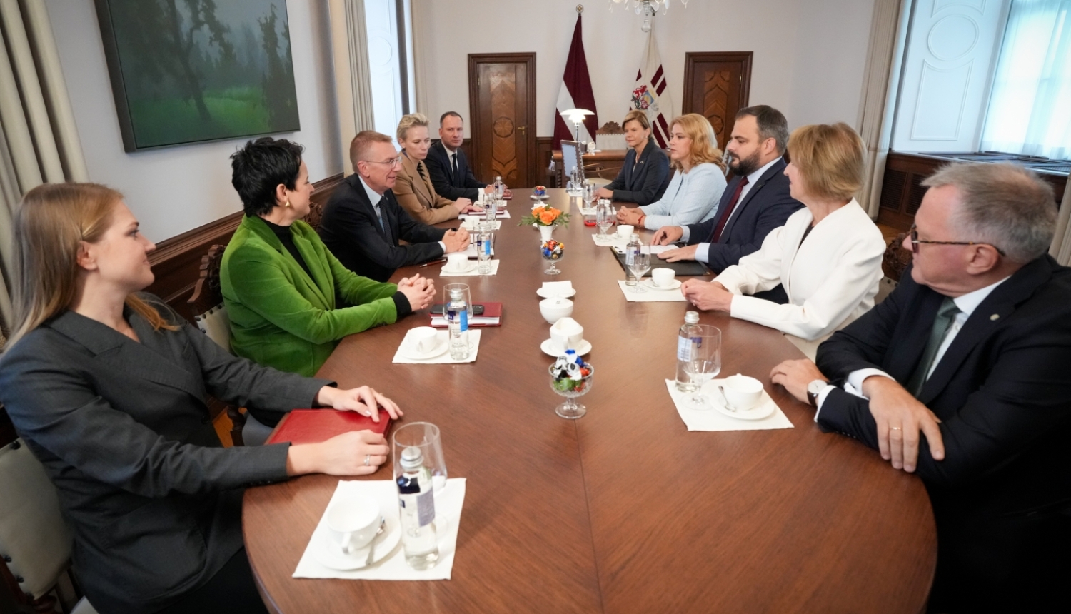 Valsts prezidenta Edgara Rinkēviča tikšanās ar partiju apvienības “Jaunā Vienotība” pārstāvjiem