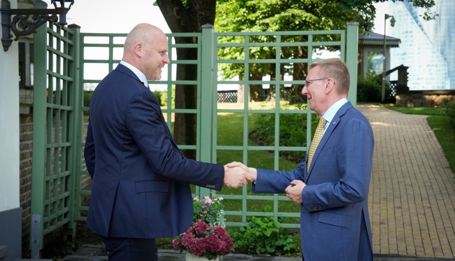 Valsts prezidents Edgars Rinkēvičs Rīgas pilī tiekas ar Ministru prezidentu Andri Kulbergu