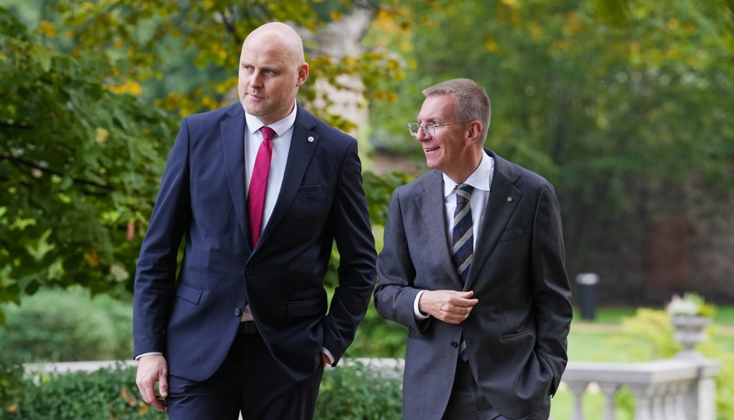 FOTO/VIDEO: Valsts prezidenta Edgara Rinkēviča un Ministru prezidenta Andra Kulberga tikšanās un preses konference