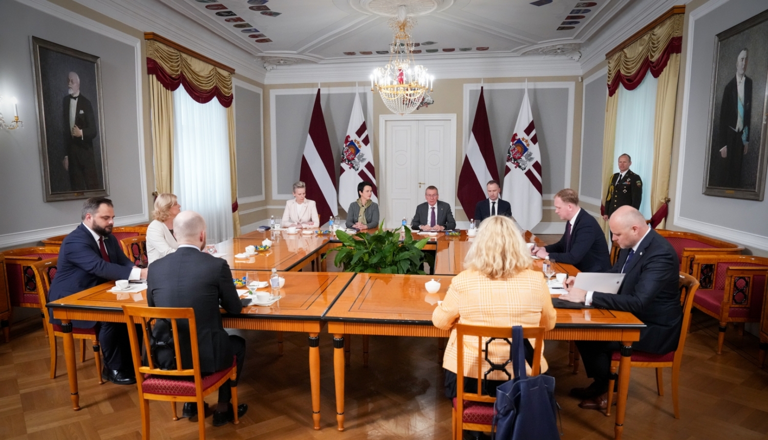 Valsts prezidenta Edgara Rinkēviča konsultācijas ar visu Saeimas frakciju deleģētajiem pārstāvjiem