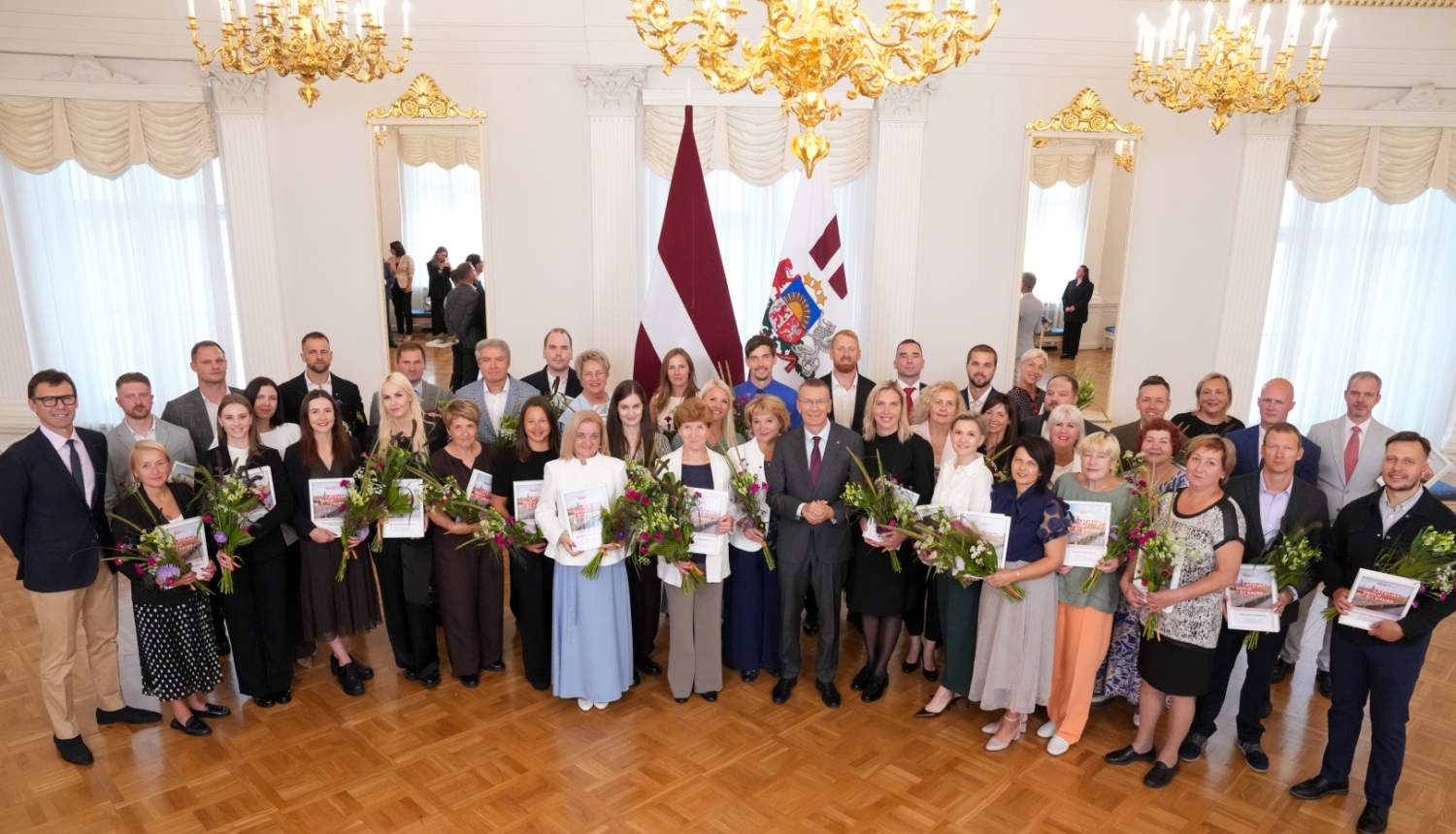 Valsts prezidents sveic “Latvijas Skolu kausa 2026” laureātus