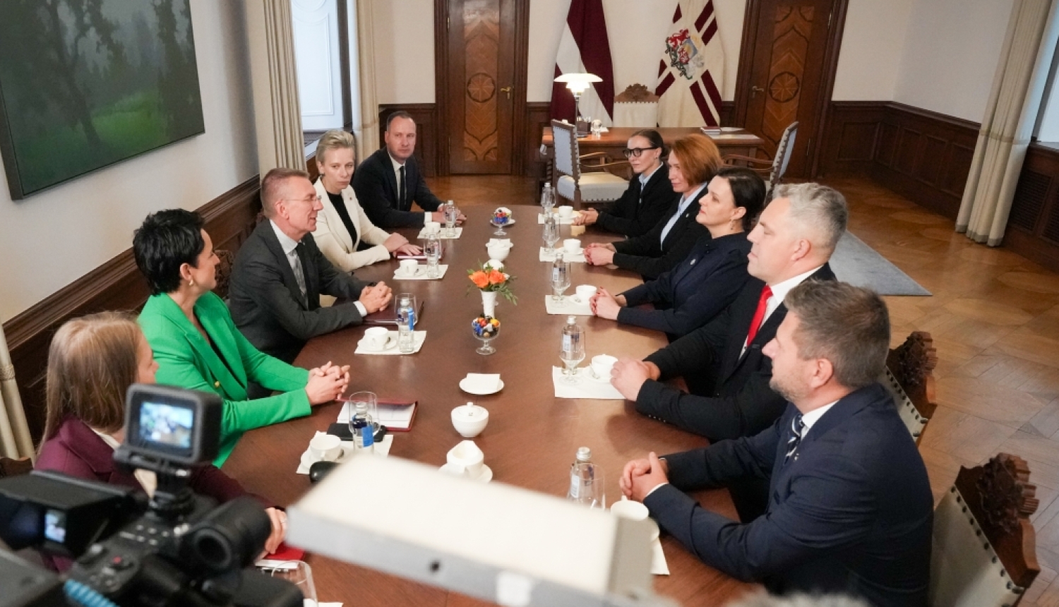 Valsts prezidents tiekas ar partiju apvienības “Suverēnā vara/Apvienība Jaunlatvieši” pārstāvjiem 