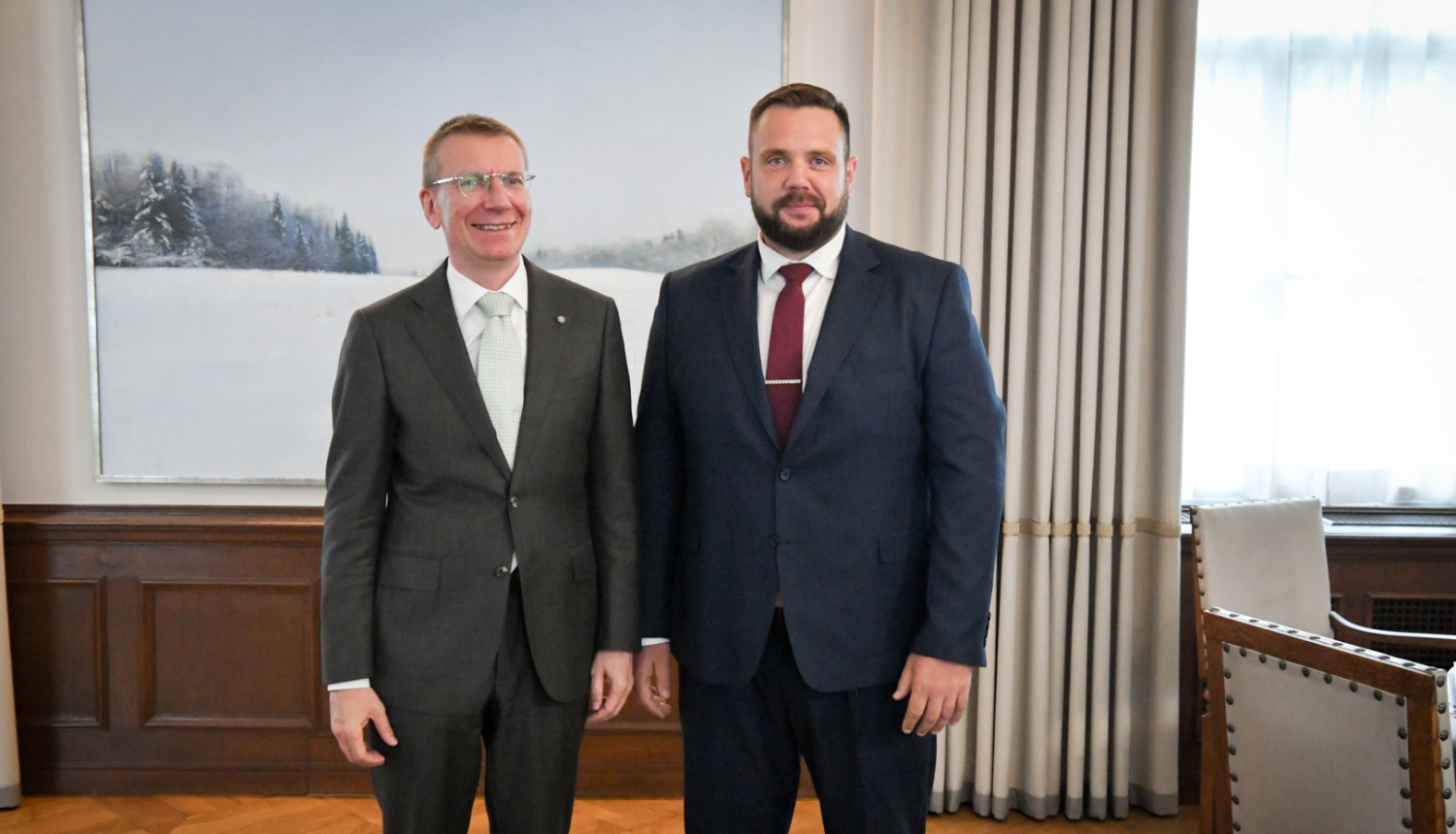 03.08.2023. Valsts prezidents Edgars Rinkēvičs tiekas ar satiksmes ministru Jāni Vitenbergu