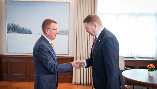 Valsts prezidents tiekas ar tieslietu ministru