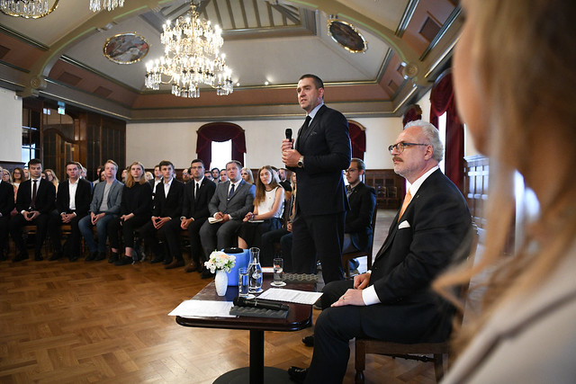 Valsts prezidents Egils Levits piedalās diskusiju forumā “Jaunieši politikā un demokrātijas attīstībā”