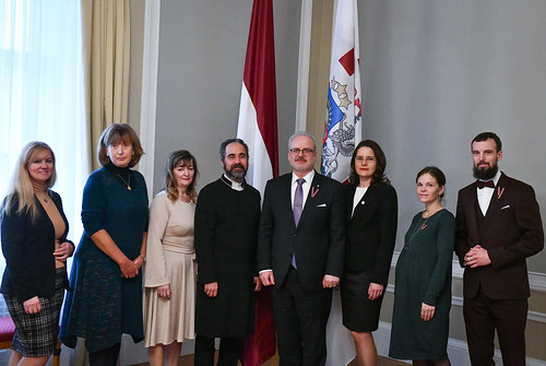 15.11.2019. Tikšanās ar pārstāvjiem no biedrībām “Asociācija Ģimene”, “Vecāku Alianse”, “Universum”, “Krīzes grūtniecības centrs”, LELB diakonijas centra, ar sabiedriski aktīvu juristi Ingu Biti un Rīgas Svētās Vecās Ģertrūdes baznīcas mācītāju Kristu Kal