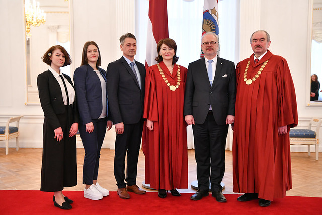 19.02.2020. Tiesneša zvēresta ceremonija, kurā Valsts prezidentam Egilam Levitam tiesneša svinīgo solījumu dod Augstākās tiesas tiesnese Sandra Kaija