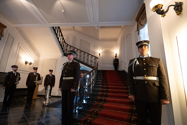 22.09.2020. Valsts prezidents Egils Levits akreditē V. E. Zviedrijas Karalistes ārkārtējo un pilnvaroto vēstnieci Kārinu Hēglundu (H. E. Ms Karin Höglund)