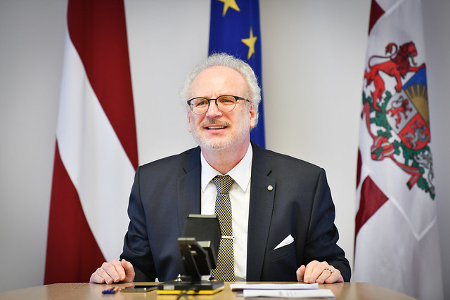 03.02.2021. Valsts prezidents Egils Levits tiekas tiešsaistes sarunā par žurnālistu darba tiesisko vidi