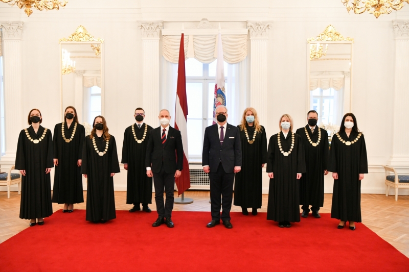 Valsts prezidents Egils Levits pieņem tiesnešu zvērestus 2022. gada februārī