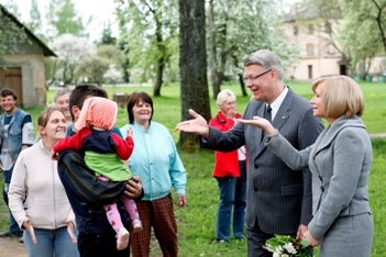 Dialogs ar Latvijas iedzīvotājiem