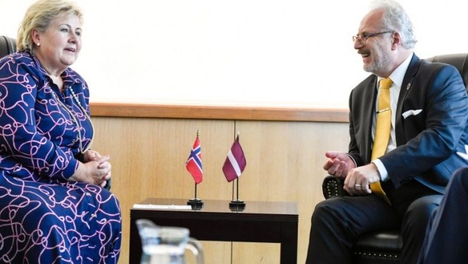 Valsts prezidents ar Norvēģijas Karalistes premjerministri pārrunā Baltijas un Ziemeļvalstu sadarbības aktivizēšanu