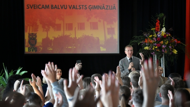 12.09.2023. Valsts prezidents Edgars Rinkēvičs apmeklē Balvu Valsts ģimnāziju