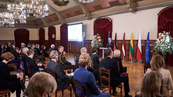 skats uz konferences norisi