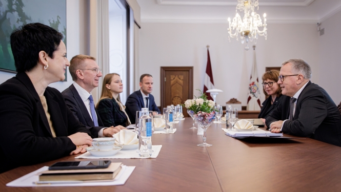 Valsts prezidenta Edgara Rinkēviča tikšanās ar finanšu ministru Arvilu Ašeradenu