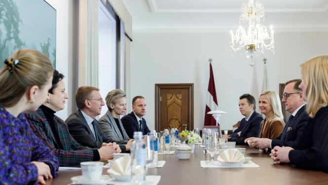 22.11.2023. Valsts prezidenta Edgara Rinkēviča tikšanās ar Latvijas Bankas prezidentu Mārtiņu Kazāku