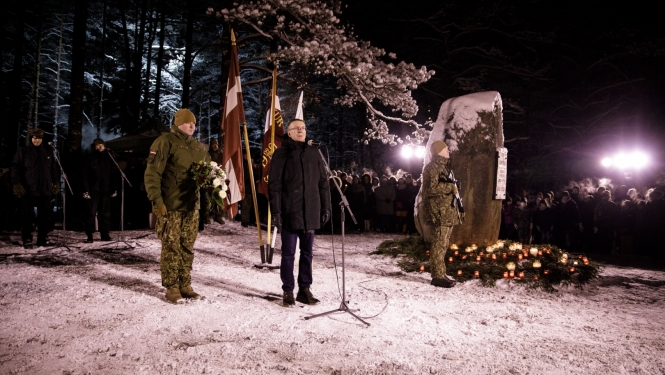06.01.2024. Ziemassvētku kauju 107. gadadienas atceres brīdis Ložmetējkalnā