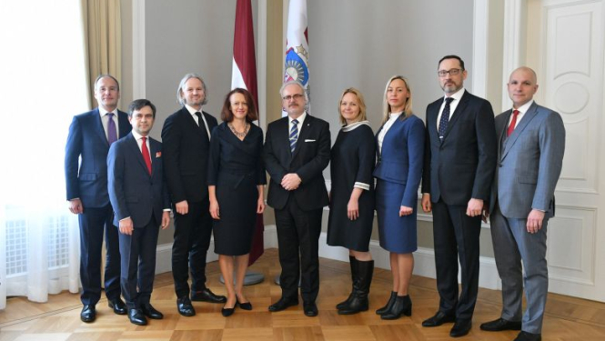 Valsts prezidents: ir gandarījums, ka finanšu nozarē Latvijā ir paveikts liels mājas darbs