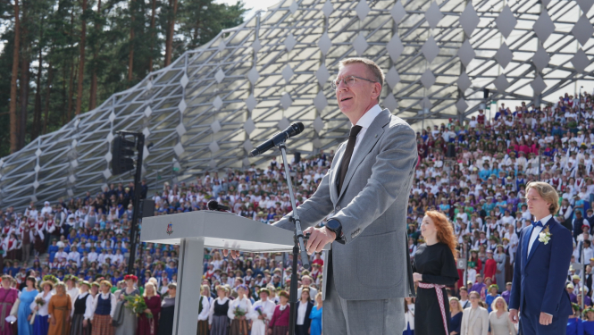 Valsts prezidenta Edgara Rinkēviča uzruna XIII Latvijas Skolu jaunatnes dziesmu un deju svētku noslēguma koncertā