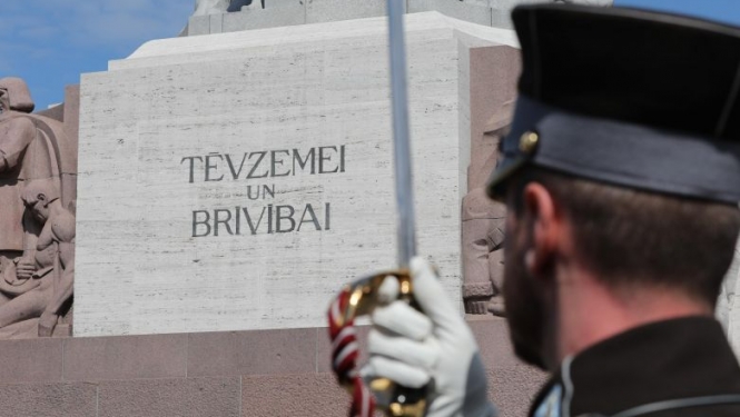 Valsts prezidents sveic Latvijas armiju tās dibināšanas 99. gadadienā
