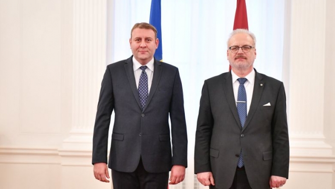 Valsts prezidents akreditē Rumānijas ārkārtējo un pilnvaroto vēstnieku Latvijā