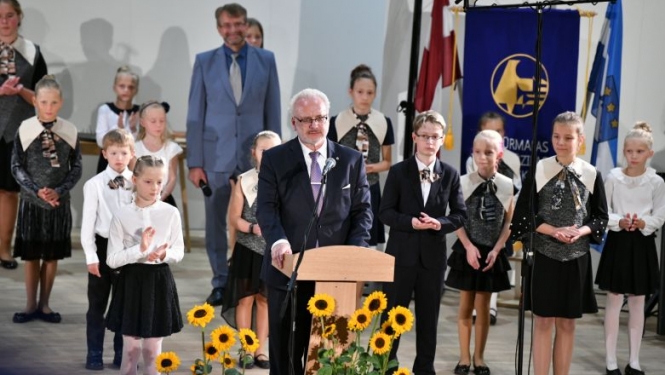 Valsts prezidenta Egila Levita uzruna Jūrmalas Mūzikas vidusskolas 60. gadskārtas atklāšanā
