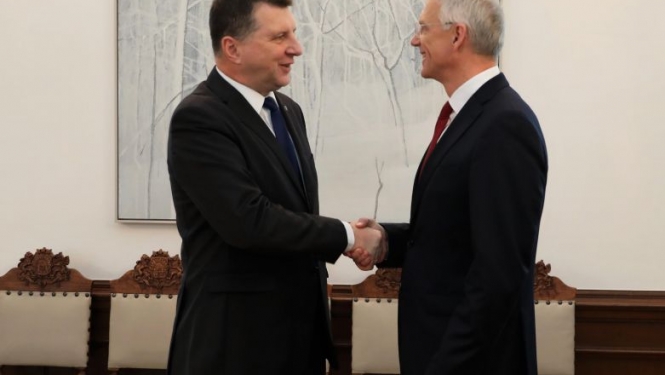 Valsts prezidents: valstī nav politiskā krīze, tomēr politisko partiju nespēja vienoties samazina sabiedrības uzticēšanos politiķiem