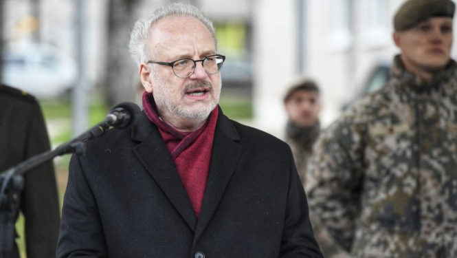 Valsts prezidenta Egila Levita uzruna Sauszemes spēku Mehanizētās kājnieku brigādes Kaujas nodrošinājuma bataljona karoga svinīgajā iesvētīšanas un pasniegšanas ceremonijā